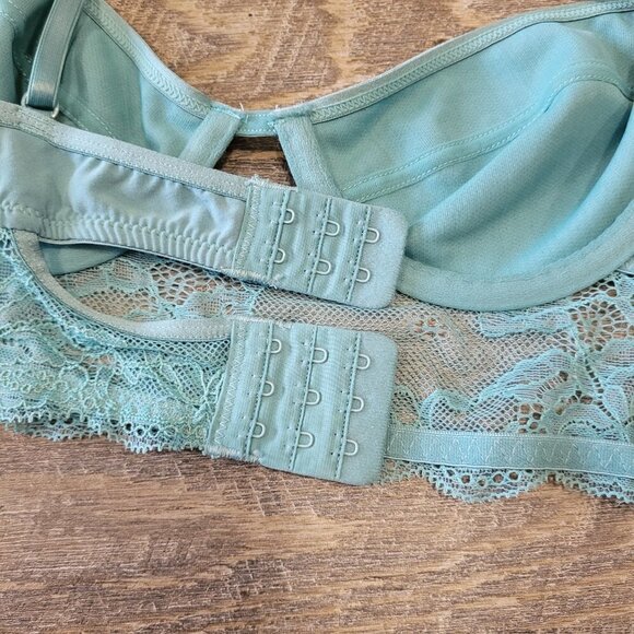 FREE PEOPLE | Intimately Lace Bralette Balconette Bra | Sz. 32B - Picture 3 of 5